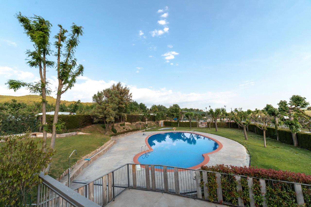 סולסונה Bungalows - Camping El Solsones מראה חיצוני תמונה