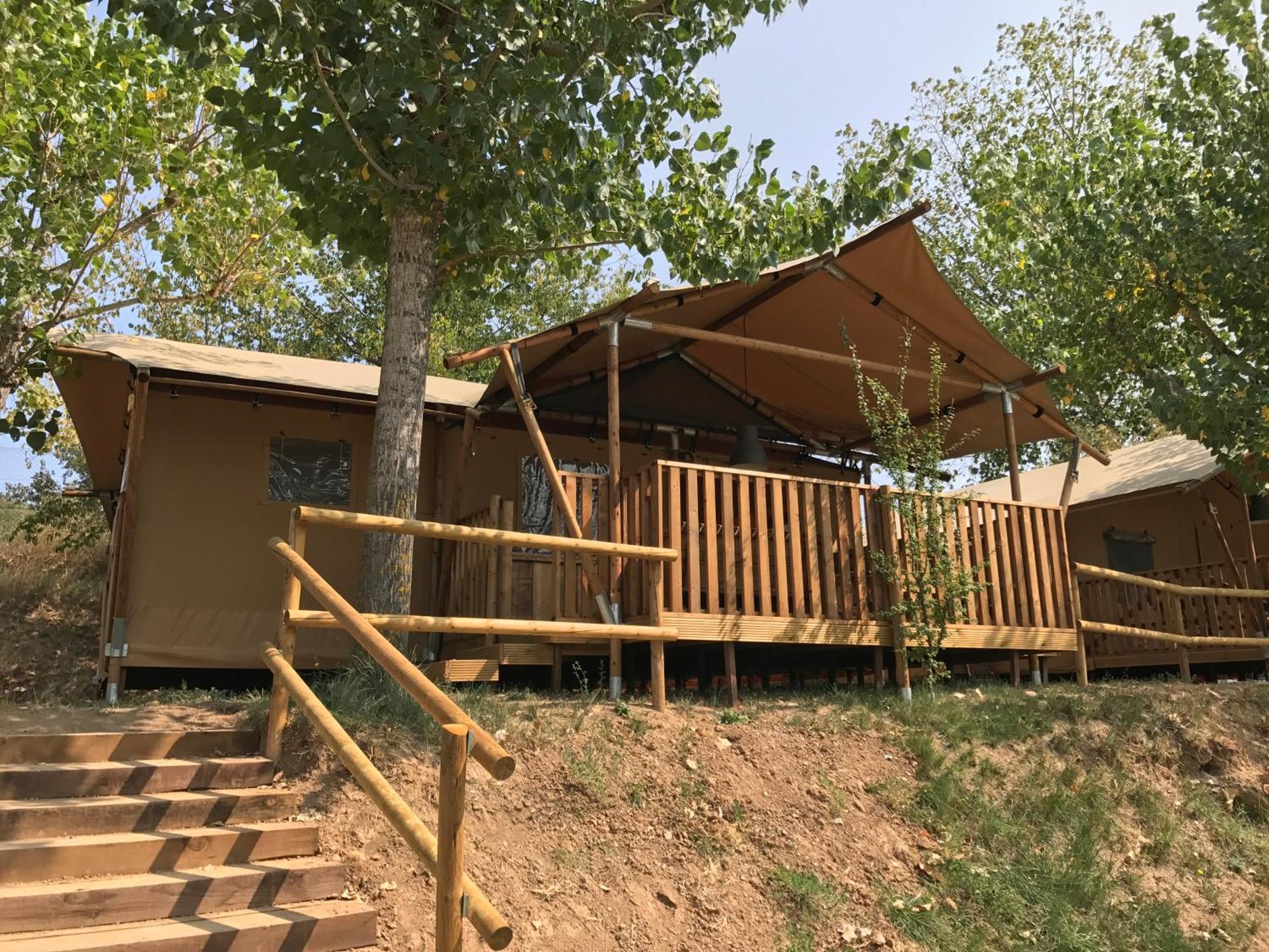 סולסונה Bungalows - Camping El Solsones מראה חיצוני תמונה